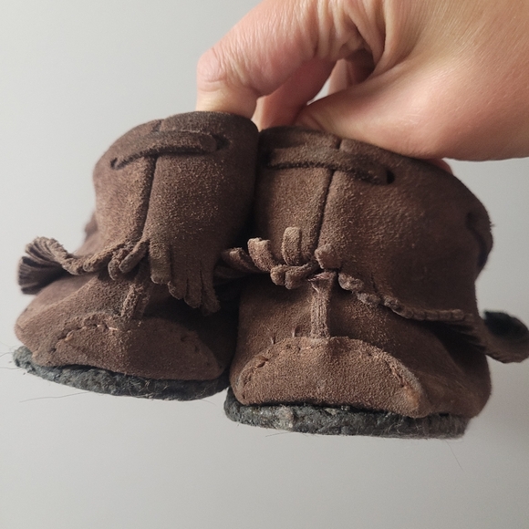 Chocolate Brown Suede Moccasin SoftMoc - Picture 5 of 8